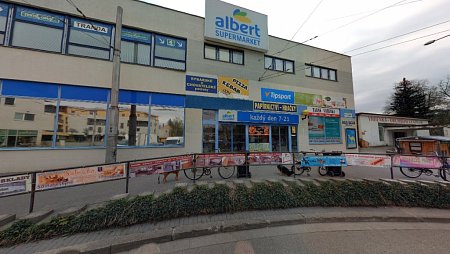 Obchodní centrum Suchovrbenské náměstí